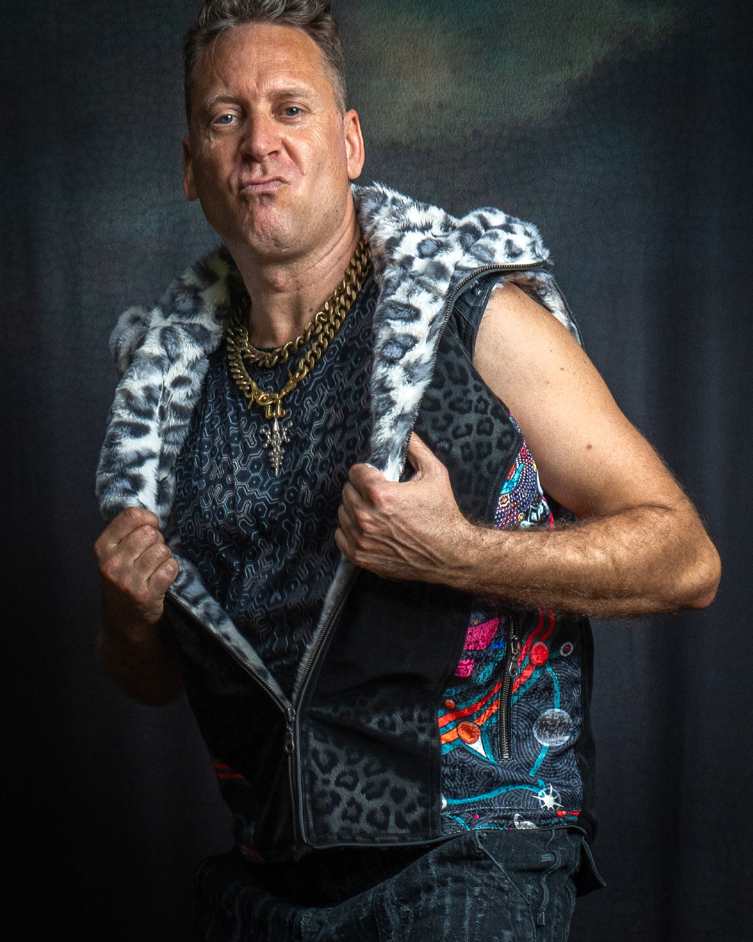 Sleeveless Jacket Men / Satin Fake Leather Ultra Fur - NATARAJ White Leopard